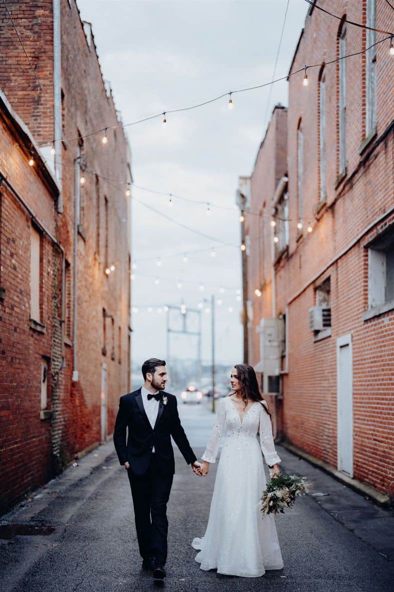 Weddings in columbus with stunning urban photo ops